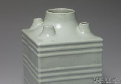 图片[2]-Flower holder with five-neck body in green glaze, Qing dynasty, Yongzheng reign (1723-1735)-China Archive